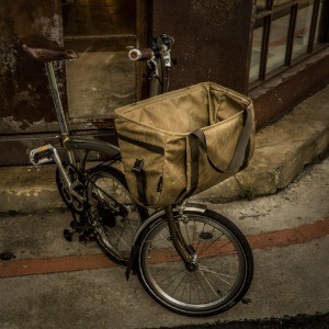 [WOTANCRAFT] Pioneer Basket Bag Khaki Brown